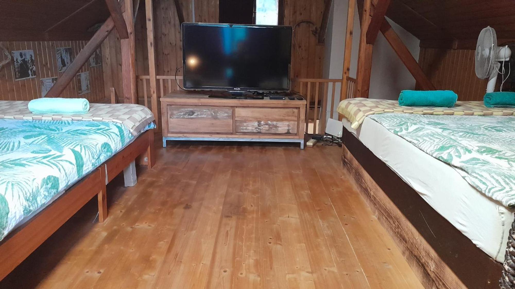 Fairytale Wooden House By Ljubljana Villa Grosuplje Kültér fotó